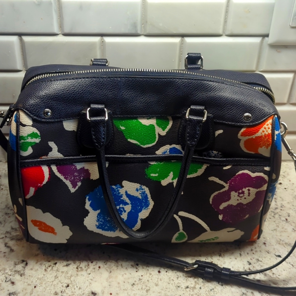 Coach flowers satchel

Length 13 
Height 9 in